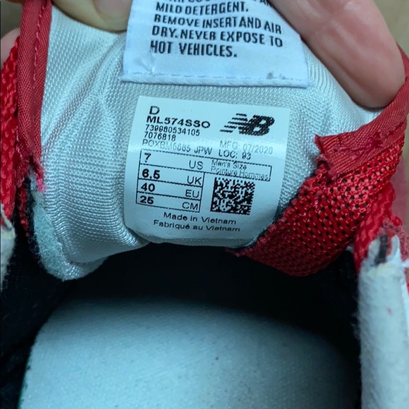 New Balance Red Sneakers 574 men’s size 7 - Picture 5 of 6